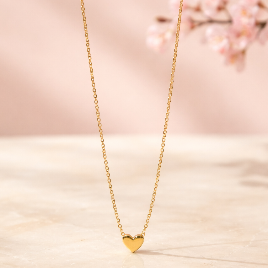 Colar Coração Minimalista em Aço com banho de ouro 14k.
