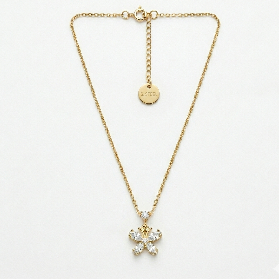 Colar Borboleta Sparkle em Aço com Zircónias y banho de ouro 14k.